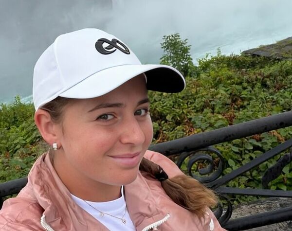 jelena.ostapenko/Instagram