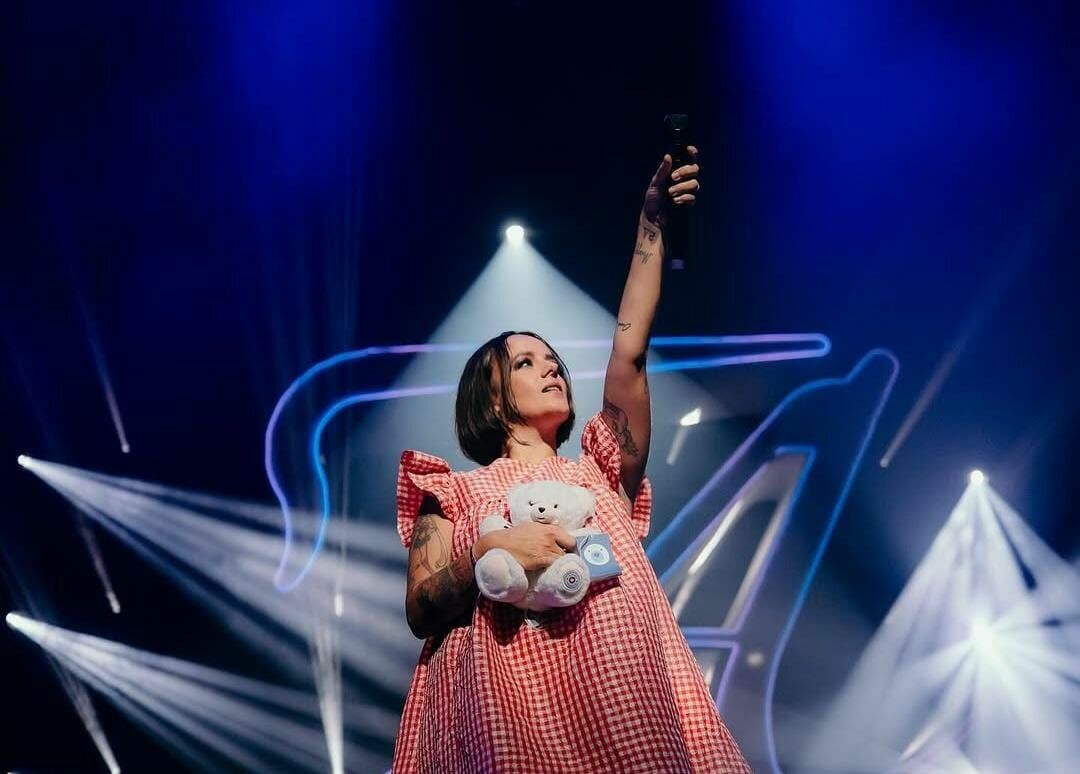 Alizée. Foto: Instagram /@alizeeofficiel