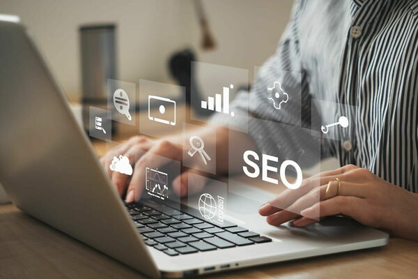 SEO pakalpojumi. Foto: magnific.com, "Infinitum Agency"