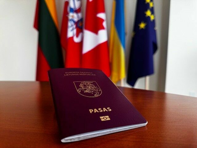 Lietuvas Republikas pase. Foto: Lithuanian Embassy in Canada